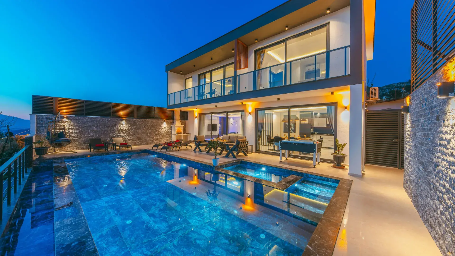 Immobilier de prestige Alpes Maritimes avec Abado Signature, Discrétion et sécurité